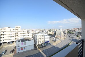 Balcony view - SUMUKA Shintoshin II (Naha)