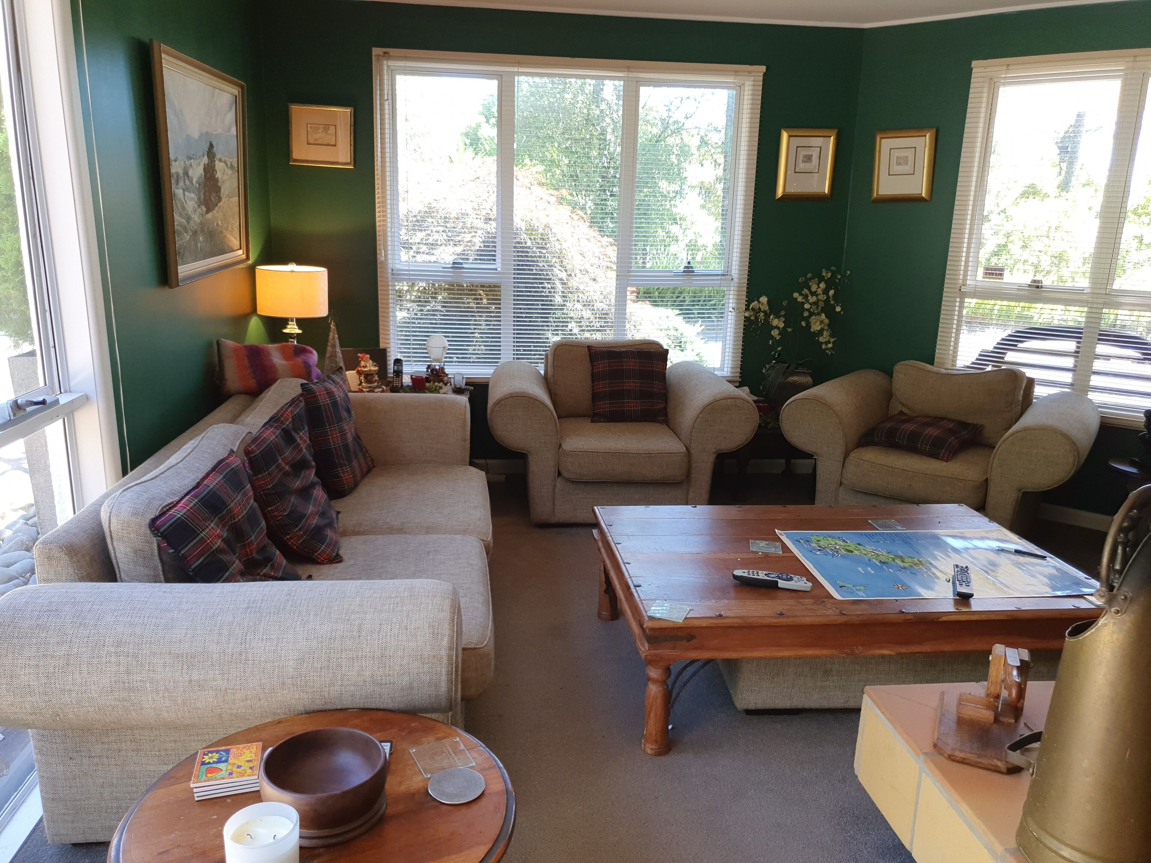 Kamar Double Deluks | Ruang keluarga | Televisi LCD 32-inci dengan saluran TV satelit, TV, dan Netflix