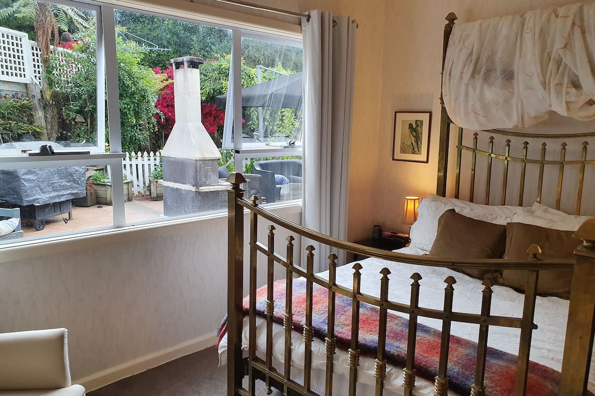 Deluxe Double Room | Premium bedding, blackout curtains, iron/ironing board (on request)
