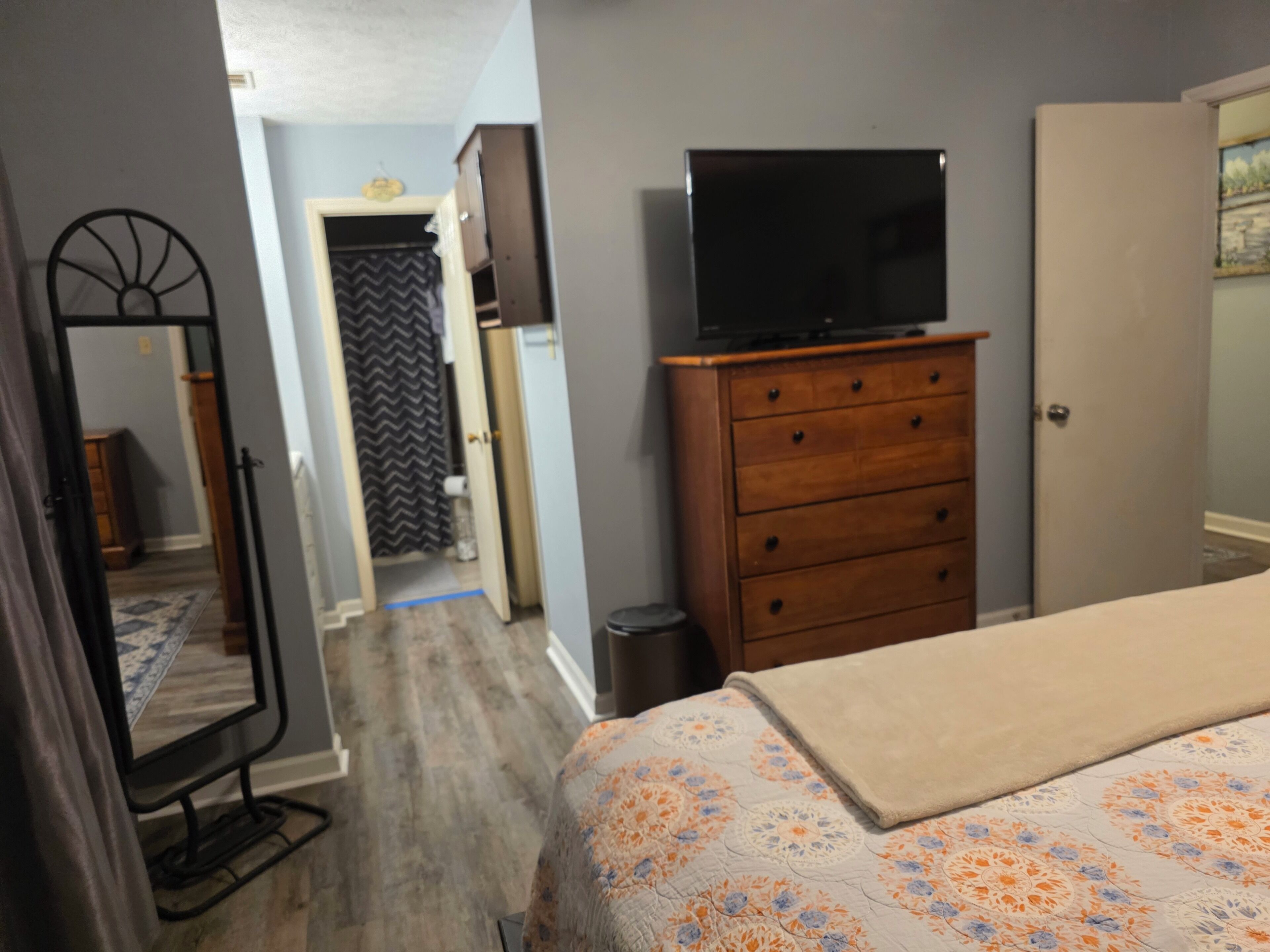 3 Schlafzimmer, Schreibtisch, Bügeleisen/Bügelbrett, kostenloses WLAN