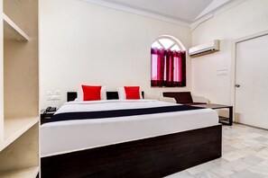 Standard Double Room | Free WiFi