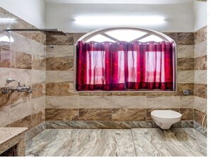 Standard Double Room | Bathroom | Shower, free toiletries, towels - Capital O 60569 Hotel Royal Maithan International (Chirkunda-nirsa)