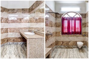 Shower, free toiletries, towels - Capital O 60569 Hotel Royal Maithan International (Chirkunda-nirsa)