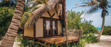 Tenda de campanya de luxe | Roba de llit d'alta qualitat i decoració individual