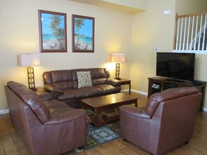 House | Living room | Flat-screen TV - Wyndham Palms (Kissimmee)