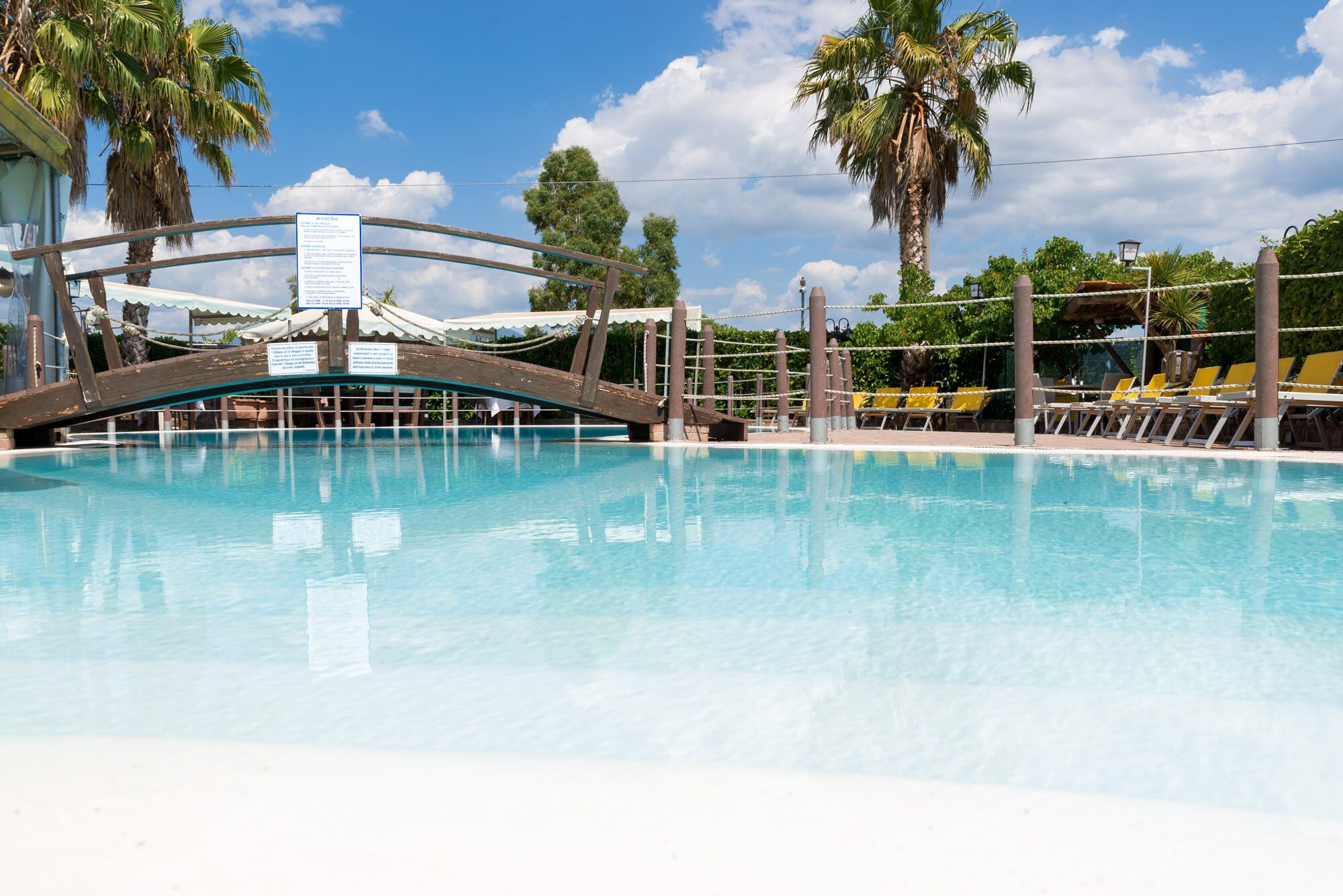 Piscina all'aperto