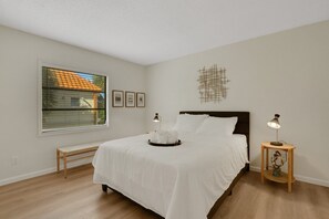 2 bedrooms, iron/ironing board, WiFi, bed sheets - Sugar Sand Sanctuary - Beach Condominium (Clearwater Beach)