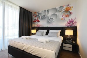 3 Schlafzimmer, Schreibtisch, Bügeleisen/Bügelbrett, kostenloses WLAN