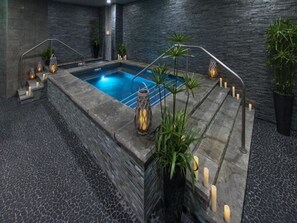 Indoor pool, outdoor pool