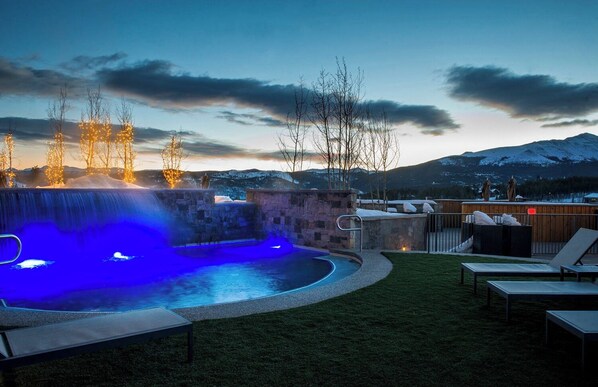 Indoor pool, outdoor pool