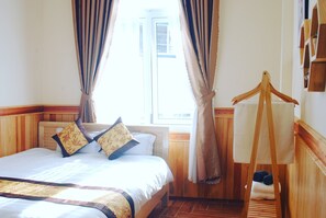 8 bedrooms, WiFi