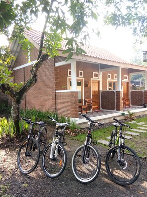 Bicycling - Genthong Homestay - Hostel (Borobudur)