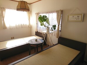 Dining - Enjoy a real homestay! (河北郡内灘町向陽台)