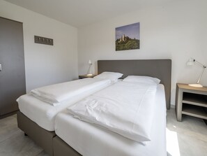 3 bedrooms, WiFi