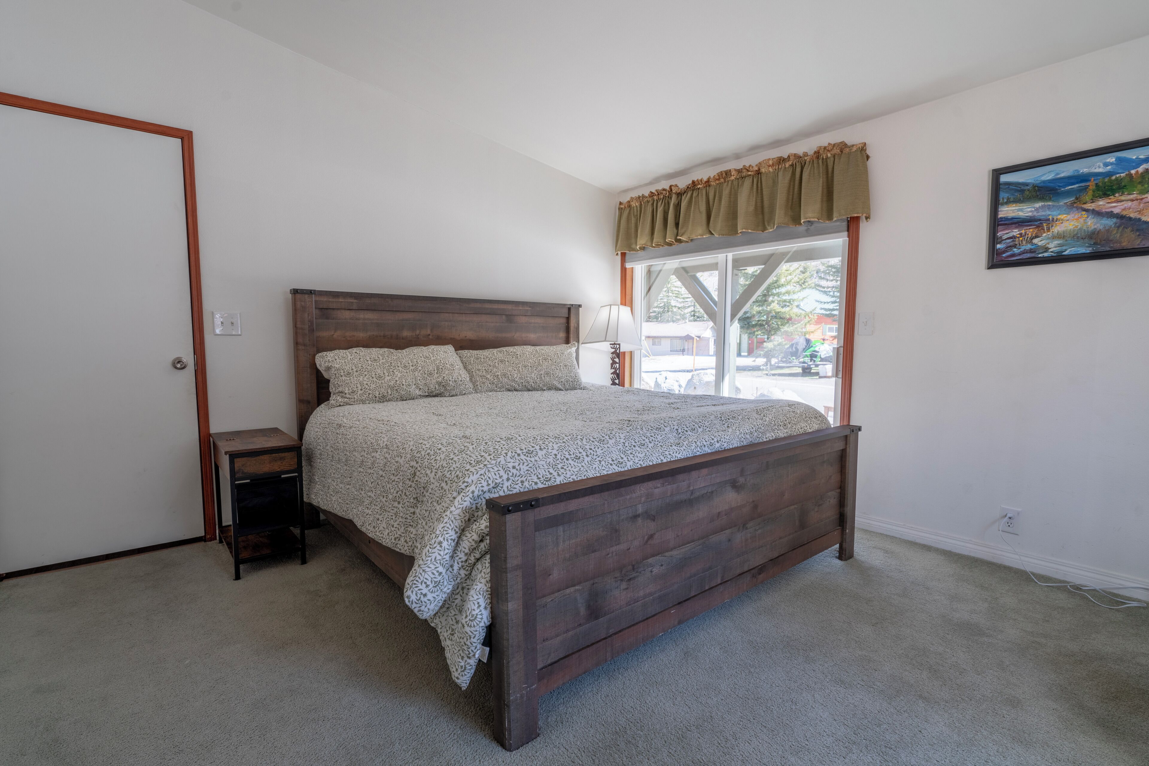 4 soverom, wi-fi (inkludert) og sengetøy