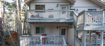 Birch Creek #1, remodeled unit located 1/2 mile from June Mountain in the trees!