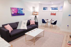 Televisión, oficina