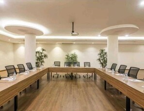 Meeting facility - Myrtle (Riyadh)
