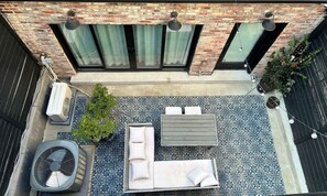 Outdoor dining - Curious Carriage Rooftop in Shaw (Washington)