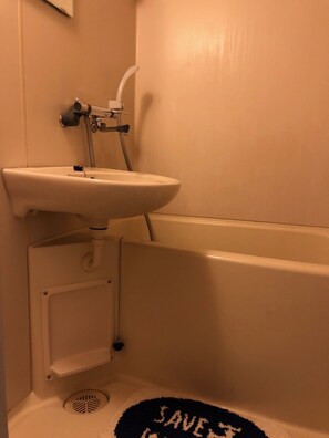 Apartment, 2 Bedrooms | Bathroom | Separate tub and shower, free toiletries, hair dryer, slippers - Susukino Own It (Sapporo)