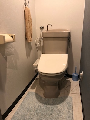 Apartment, 2 Bedrooms | Bathroom