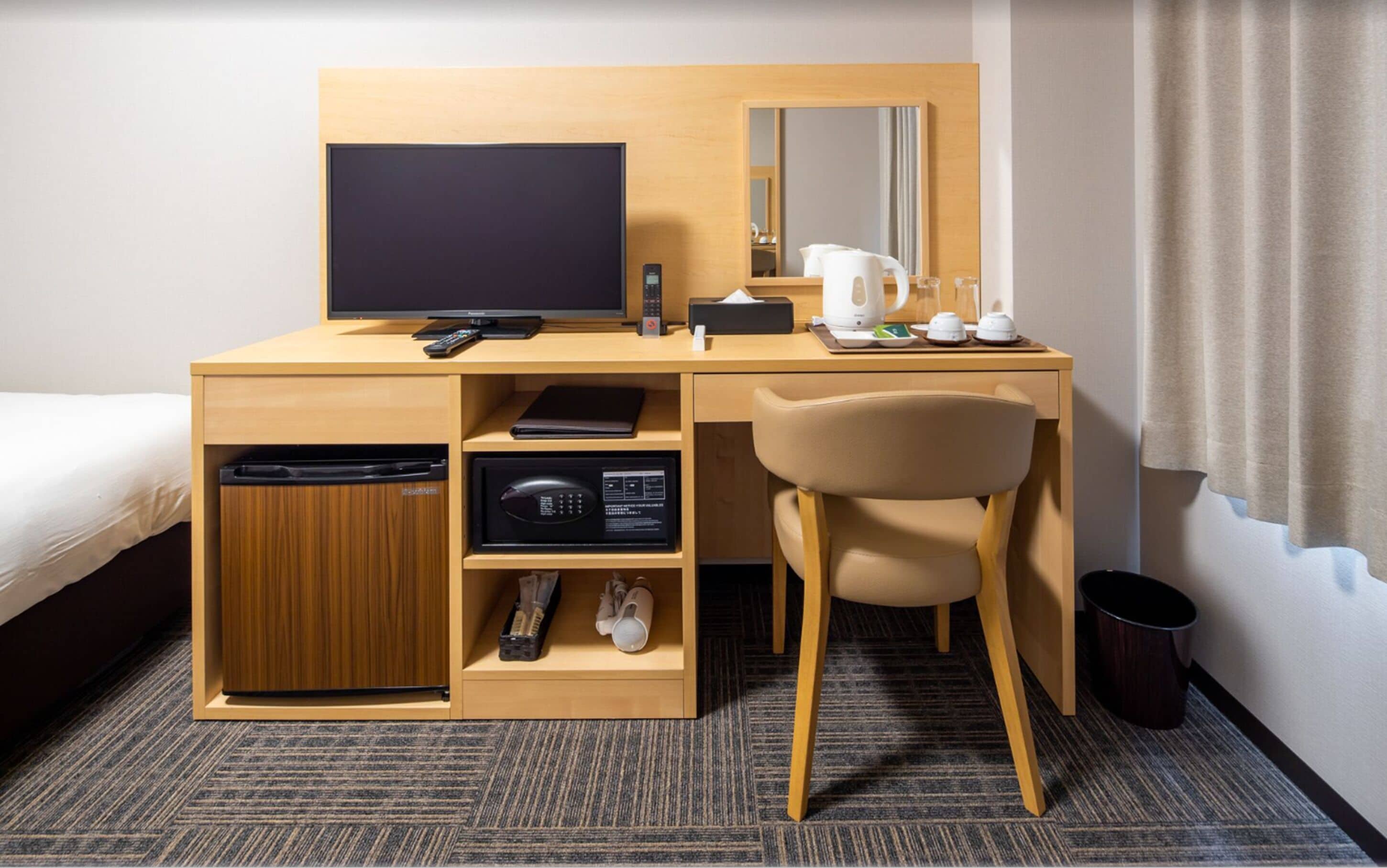 in-room safe, desk, iron/ironing board, free wifi