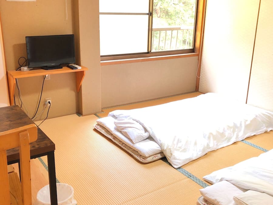 Japanese Style Room for 3 Guests | WiFi (free)