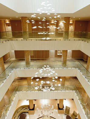 Lobby sitting area - Garabagh Resort & Spa Naftalan (Naftalan)