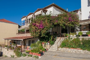 Front of property - Pension Holidays (Lefkada)