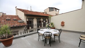 Unclassified image, 5 of 26, button - Apartment withTerrace and elevator (Firenze)