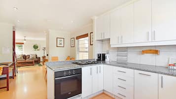 Self Catering - 3 Bedroom | Cocina privada