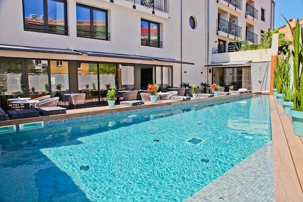 Piscina all'aperto