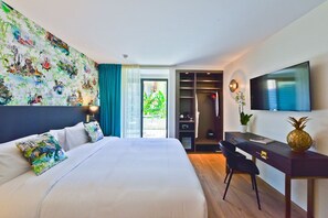 View from room - Hotel La Villa Port d Antibes & Spa (Antibes)