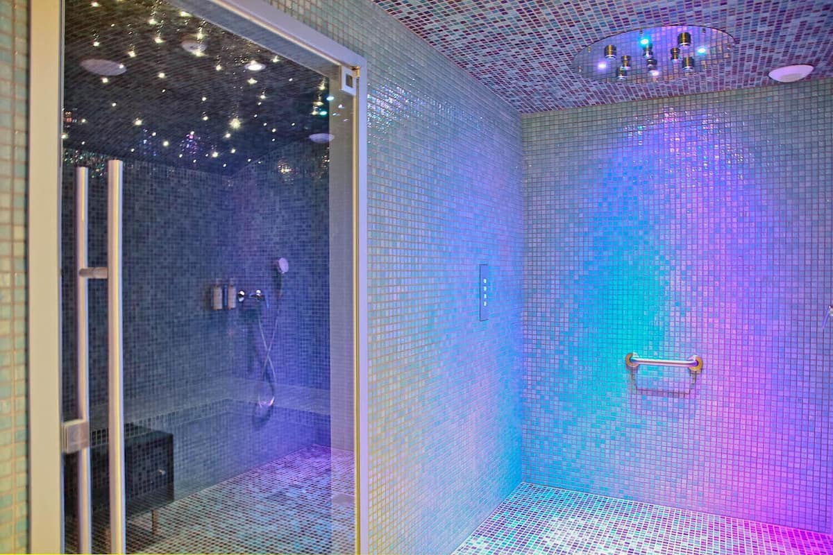 steam room, massages