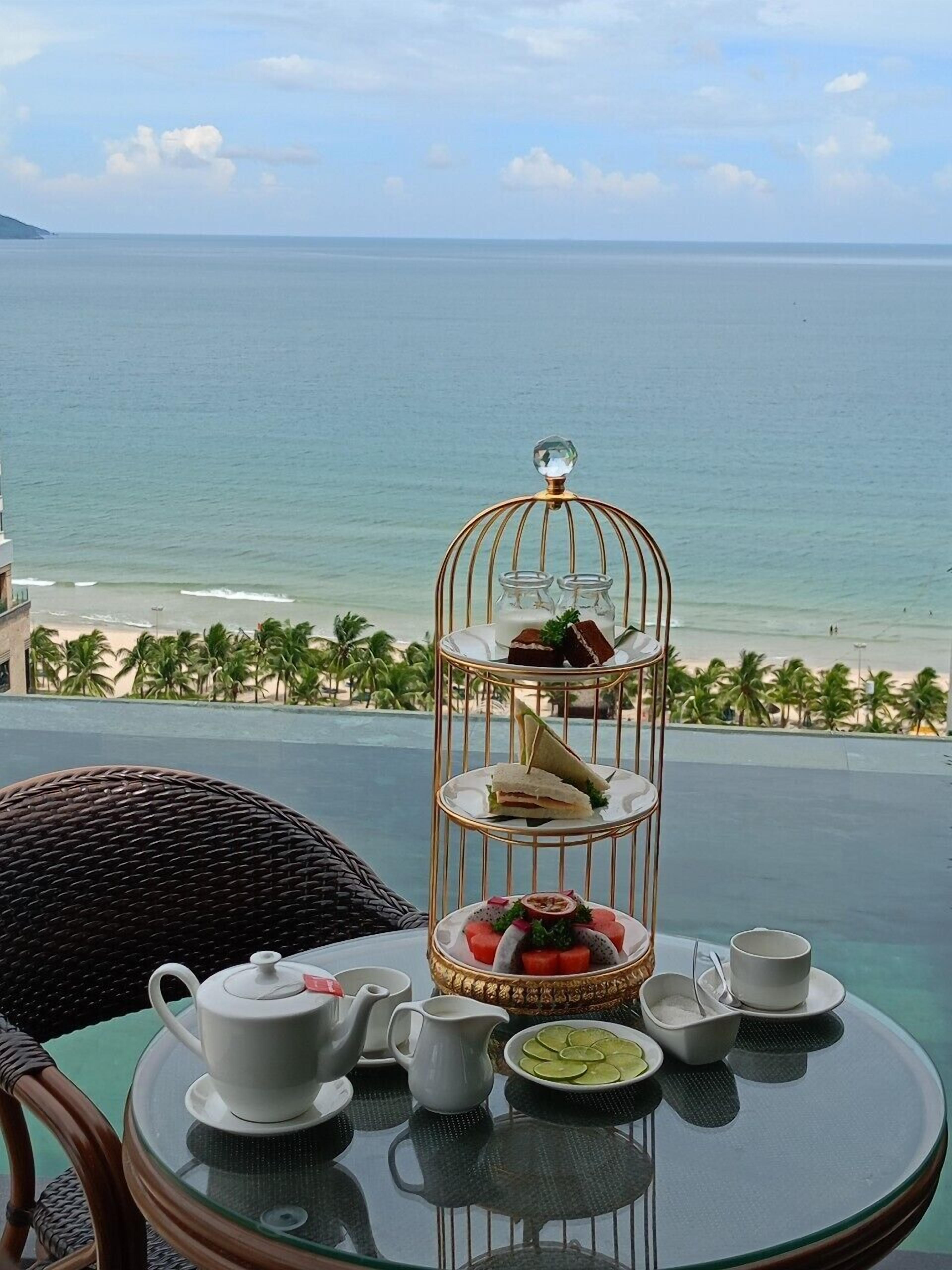 Room service – dining