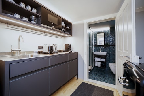 *CLARA* Erdgeschosswohnung im jüdischen Viertel