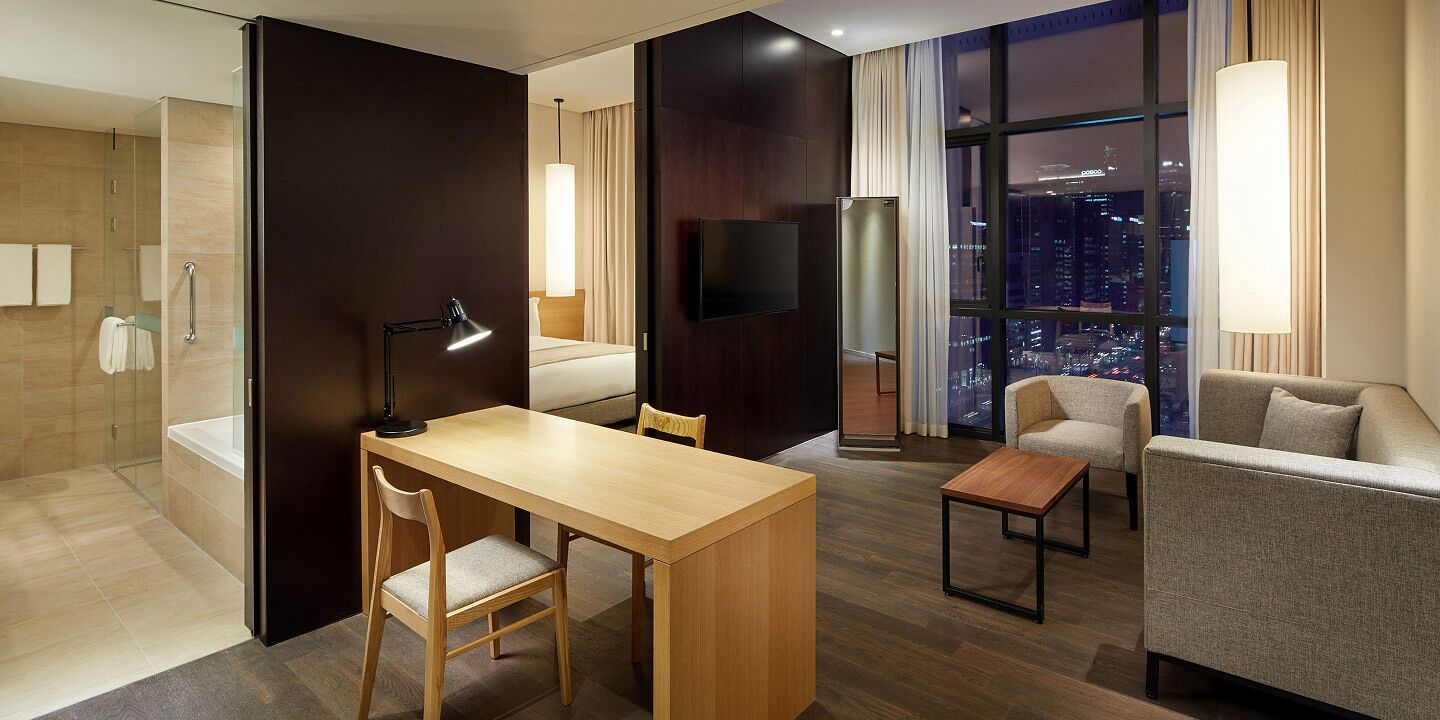 Grand Deluxe Double | Premium bedding, down comforters, in-room safe, desk