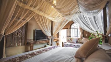 Habitació Comfort | Escriptori, cortines opaques, wifi gratuïta i roba de llit