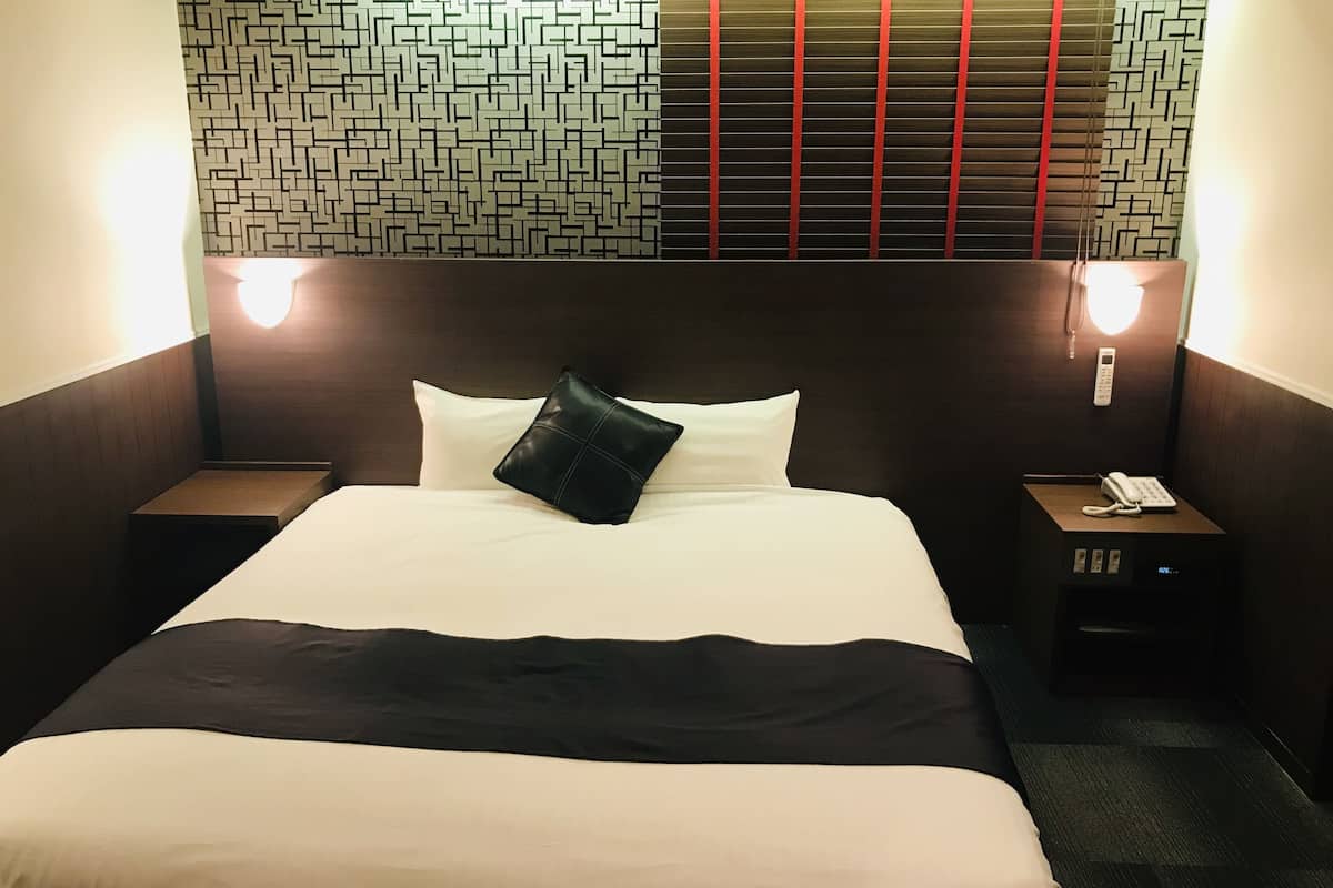 executive room | down duvets, free wifi, bed sheets