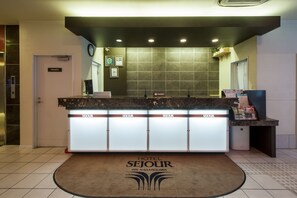 Reception - Sejour Inn Nagarekawa (Hiroshima)