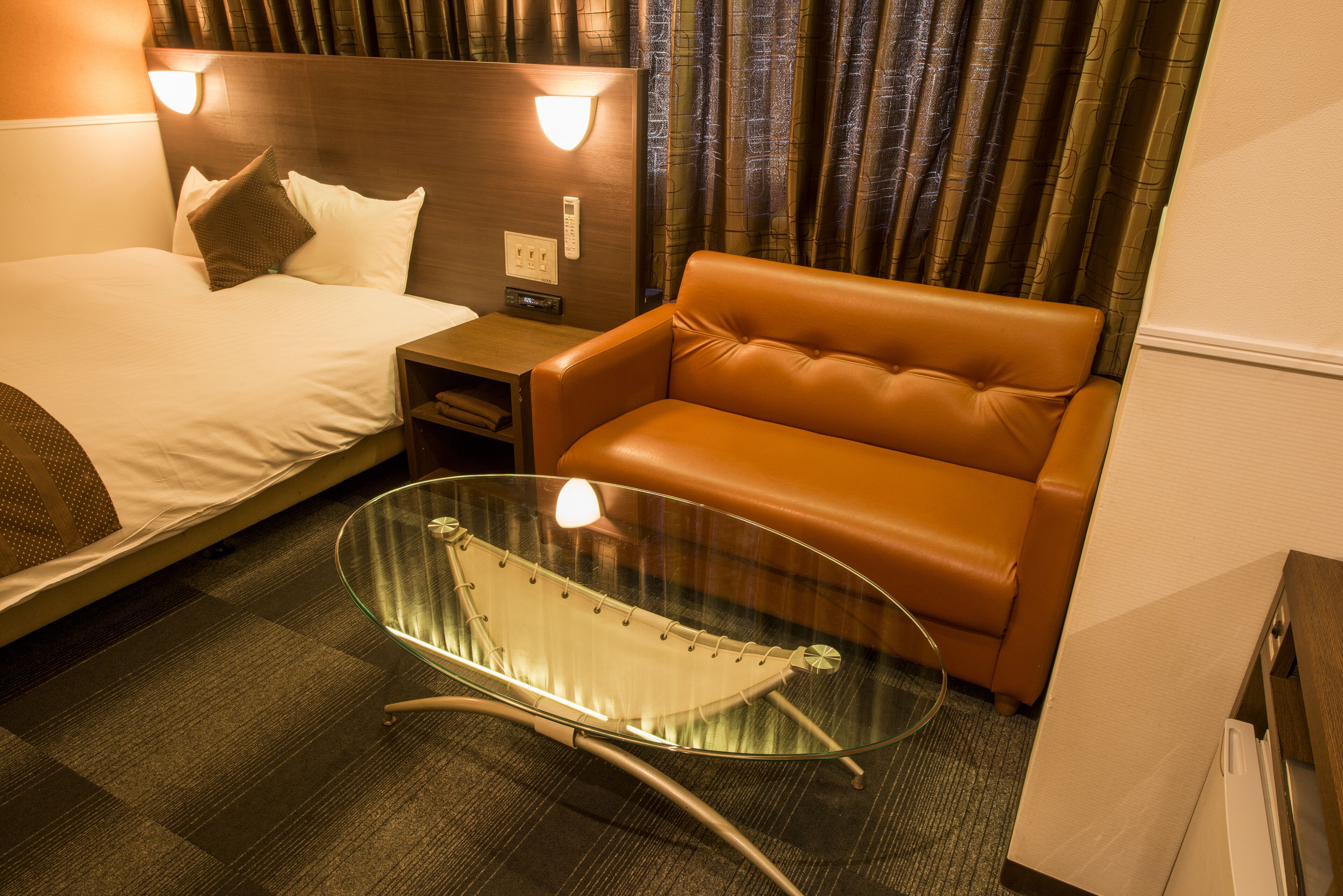 double room | down duvets, free wifi, bed sheets