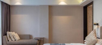 Vyluk J Hotel Lishui Rail Station