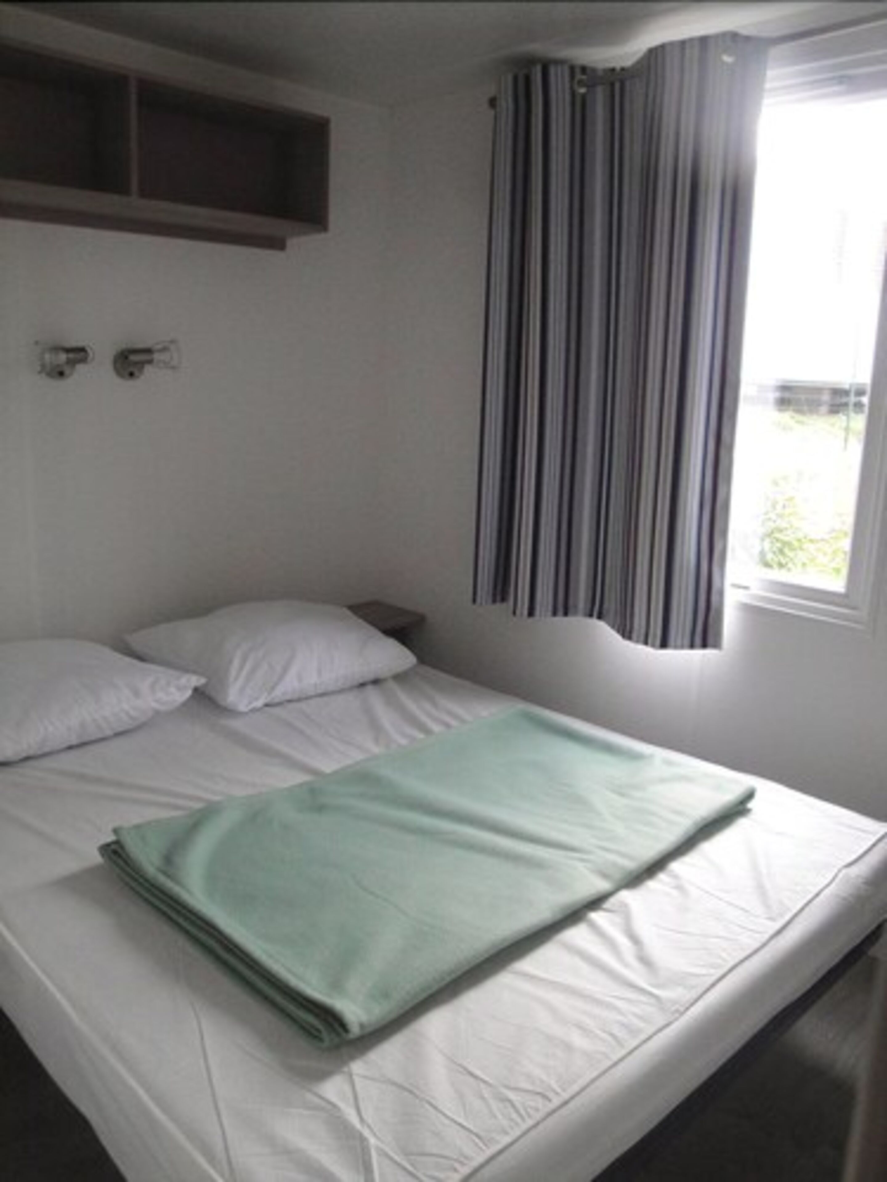 Individually decorated, individually furnished, bed sheets