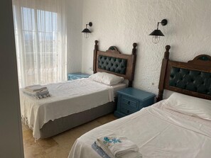 4 slaapkamers, een strijkplank/strijkijzer, wifi, beddengoed