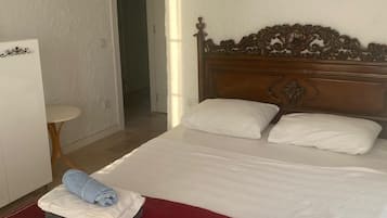 4 quartos, ferros/tábuas de passar roupa, Wi-Fi, roupa de cama