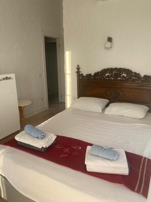 4 quartos, ferros/tábuas de passar roupa, Wi-Fi, roupa de cama