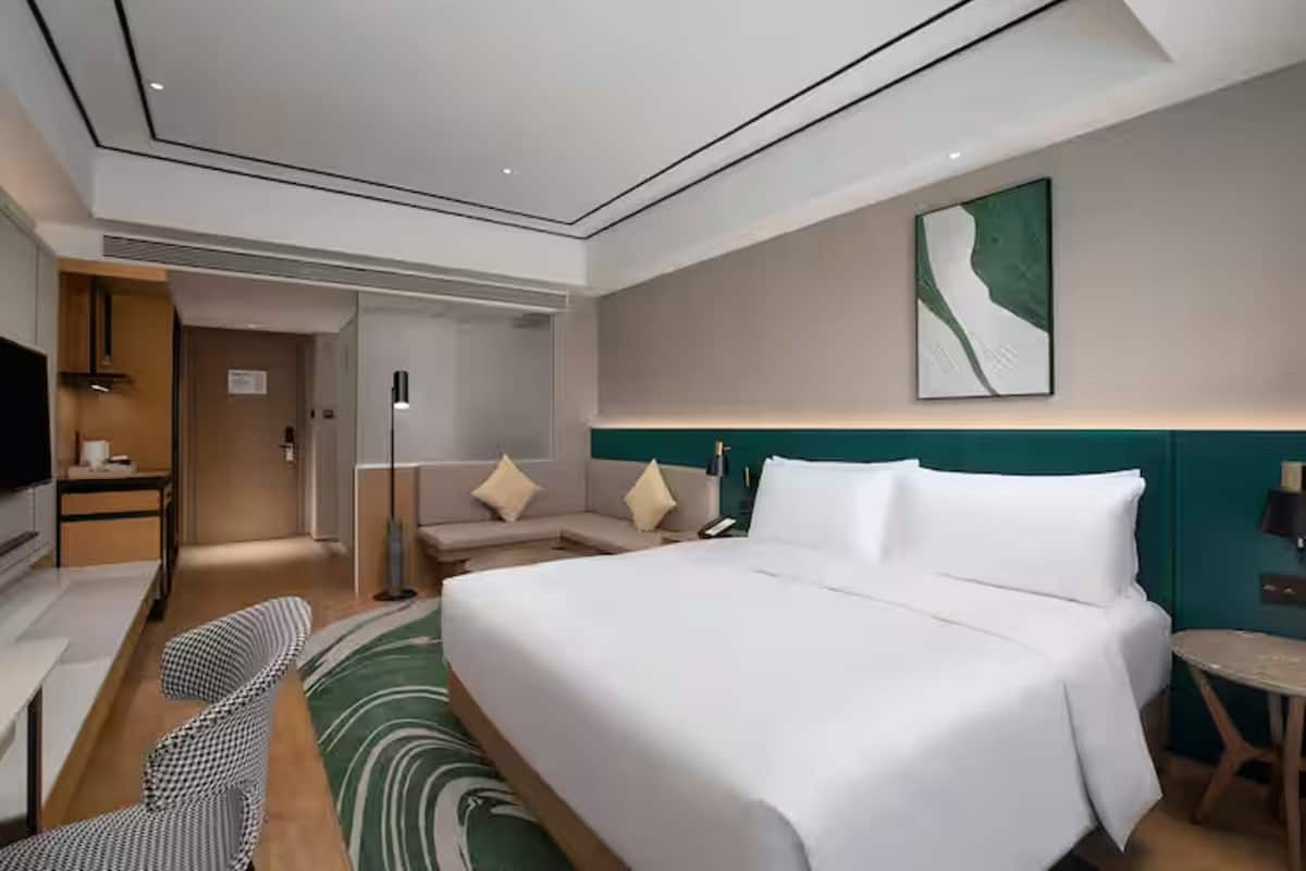In-room safe, desk, blackout curtains, bed sheets