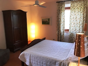 Apartamento família, 2 quartos | Comodidades do quarto