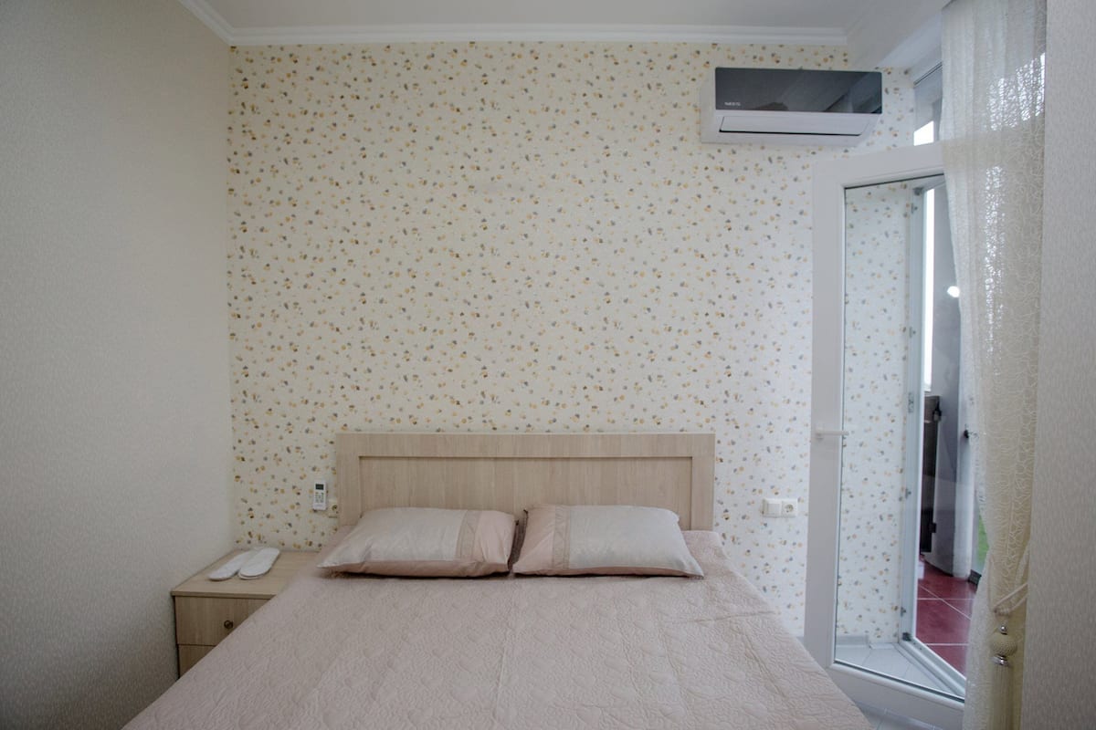 Double Room | Soundproofing, iron/ironing board, free WiFi, bed sheets