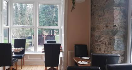 Trem Hyfryd B&B and Spa